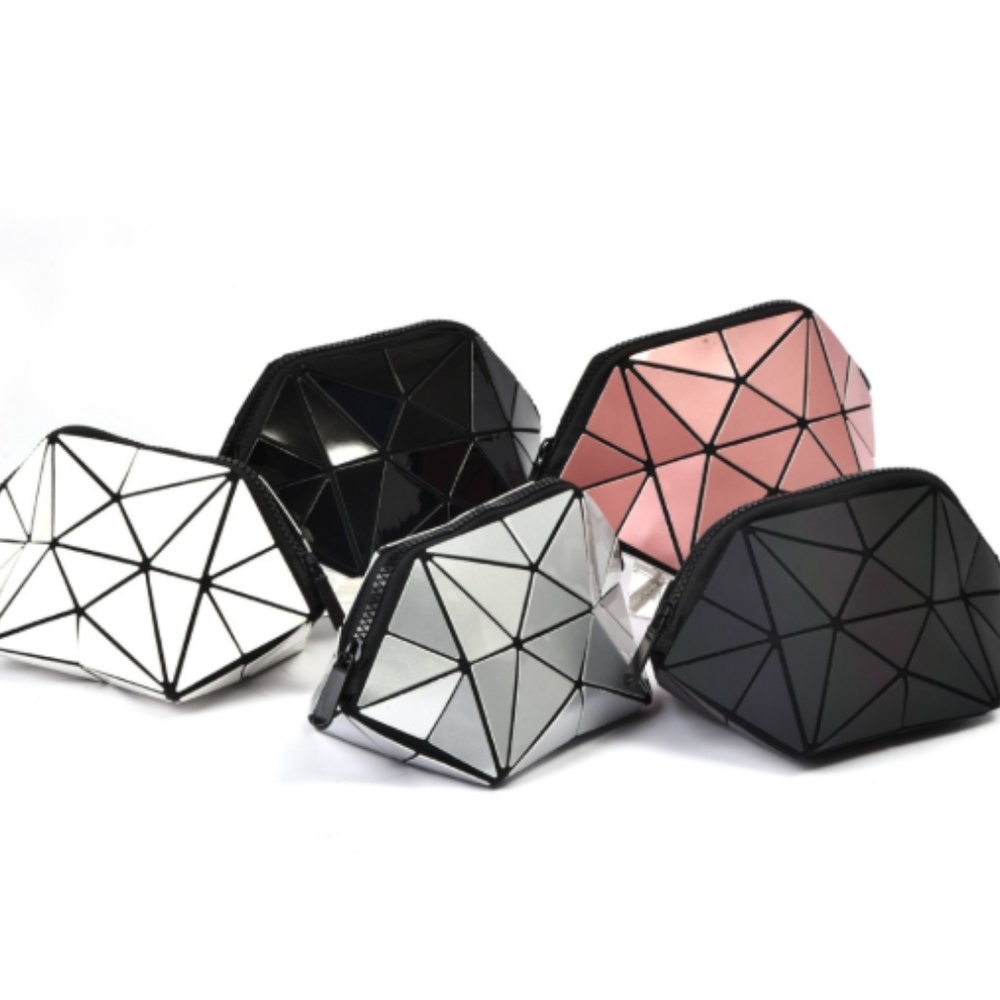 Silver Cosmetic Makeup Case & Bag - Picture 6 of 6